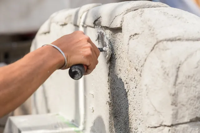 コンクリートを美しく。手軽に塗れる。